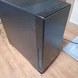 게임용 작업용 PC 컴퓨터 본체 Ryzen 5600 RTX 2060 배그 로아 발로란트 데스크탑 이미지