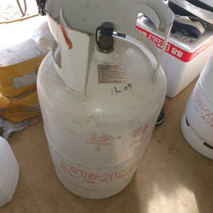 LPG 가스통 10kg 두개(캠핑.난로) 이미지
