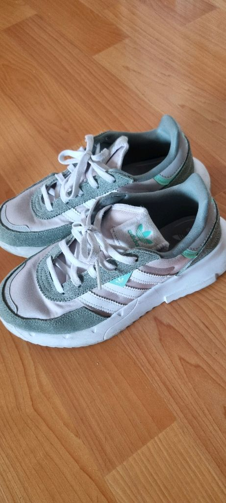 아디다스 키즈 운동화 210 사이즈 이미지
