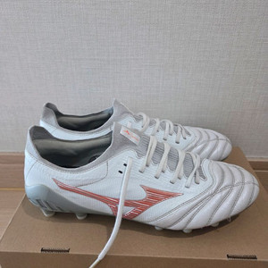 미즈노 모렐리아 네오 제팬모델 이미지