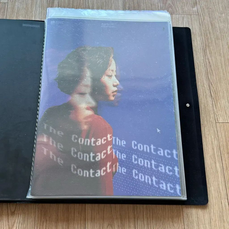 전도연 친필싸인 해피엔드 블루레이책자 밀양이창동 무뢰한접속 멋진하루포스터 이미지