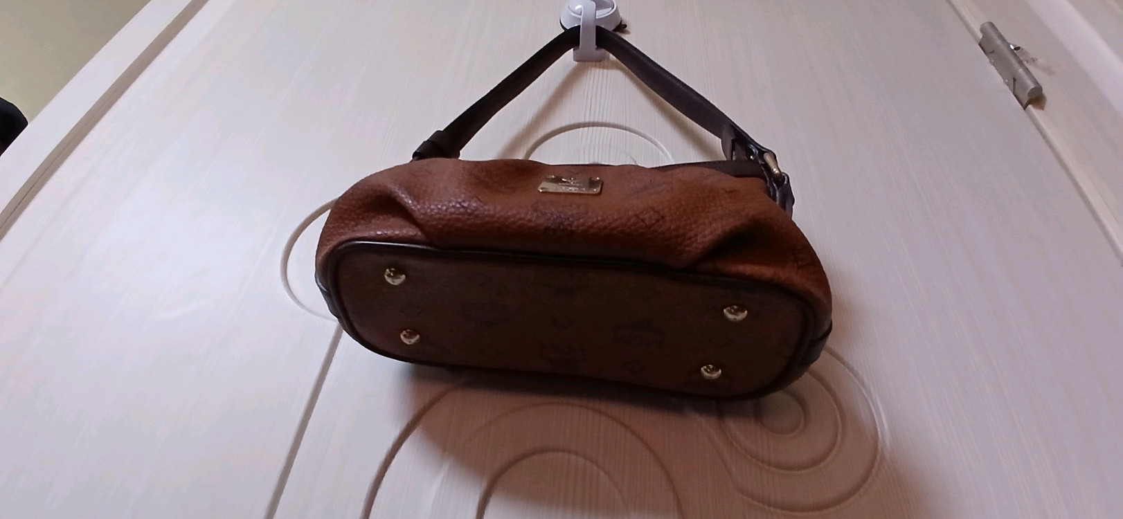 mcm 비세토스 미니숄더백 이미지