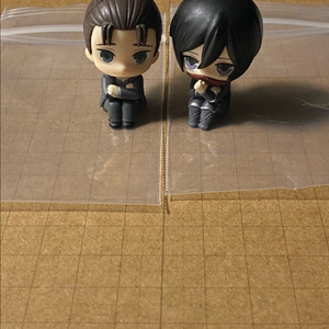 [세트] 진격의 거인 에렌, 미카사 마치보케 피규어 이미지