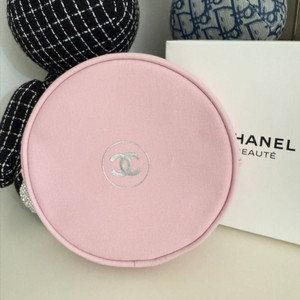 샤넬 탬버린 화장품 파우치 이미지