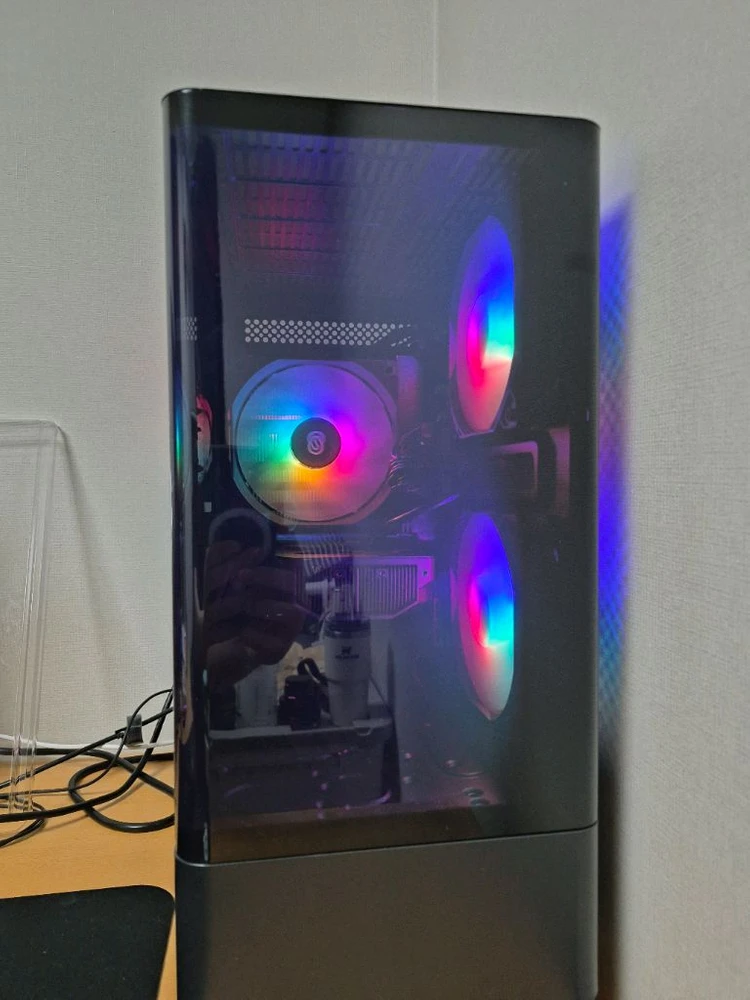 i5-14400F + RTX 5050 게이밍 PC 풀세트 구매 후 3주 사용 급처 네고 가능 이미지