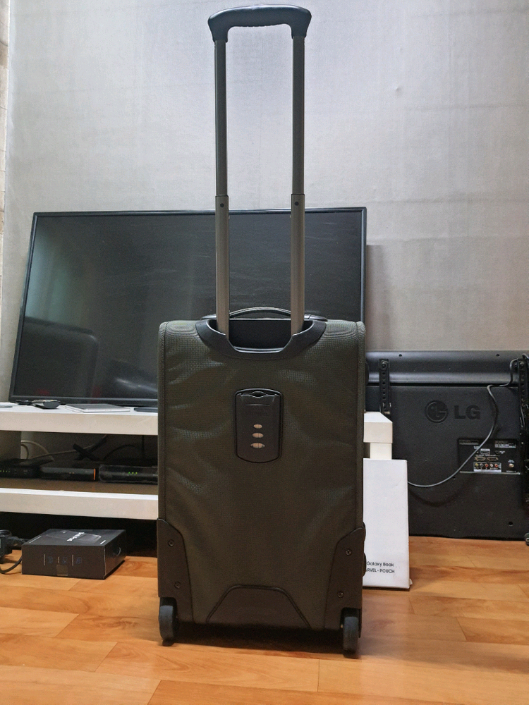 [KIRKLAND] 커클랜드 23인치 캐리어 이미지