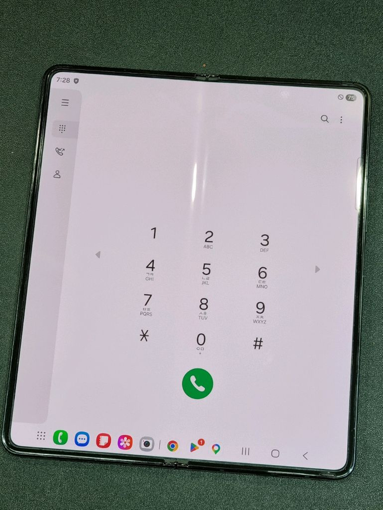 갤럭시Z폴드4 256GB 그레이그린 F936N 이미지