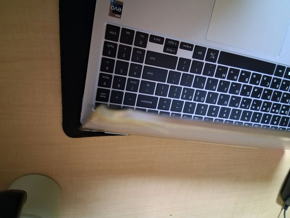 삼성 갤럭시북3 360 고장 부품용 터치스크린 노트북 팝니다 이미지