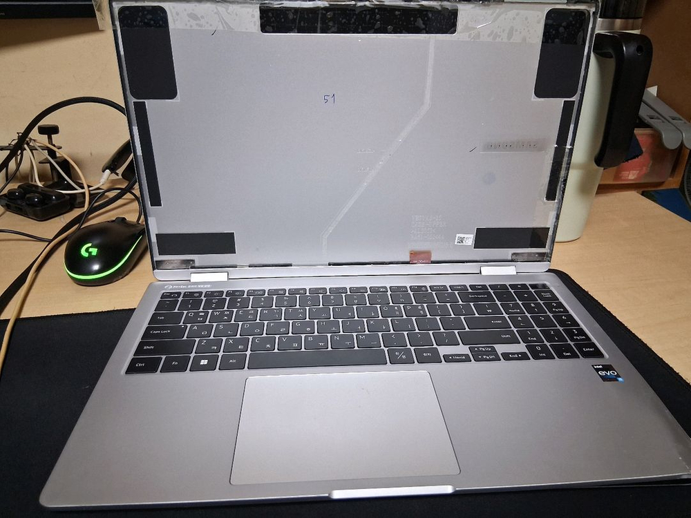 삼성 갤럭시북3 360 고장 부품용 터치스크린 노트북 팝니다 이미지