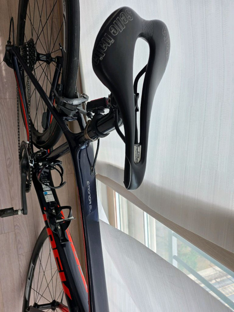 트렉 에몬다 SL6 로드바이크 S사이즈 이미지