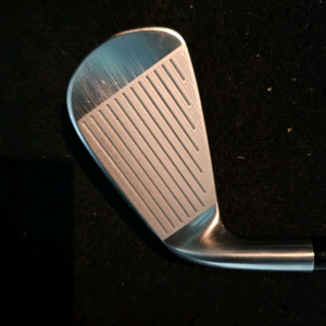 스릭슨 Z U65 아이언 2번 드라이빙 아이언 R 판매합니다 이미지