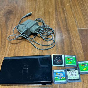 닌텐도ds. tt칩포함 이미지