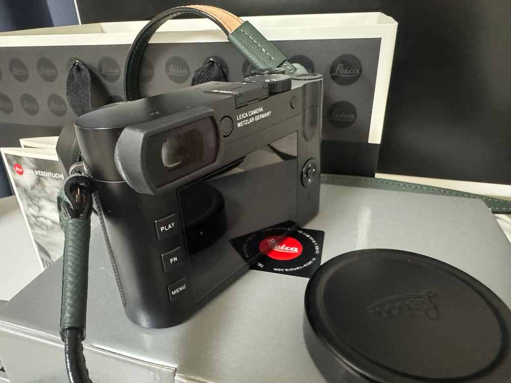 라이카 q2 전상품 이미지