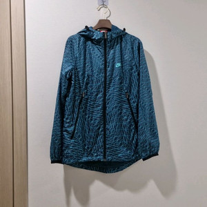 나이키 여성 바람막이 S 사이즈 이미지