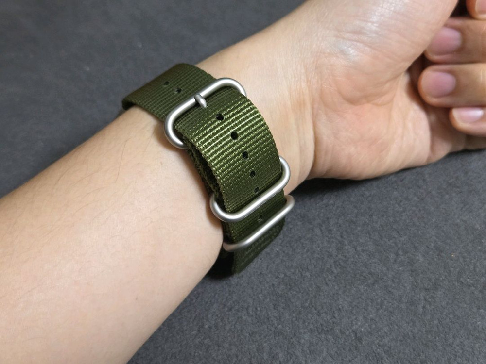 베르투치 스트랩 4개 팝니다. 이미지