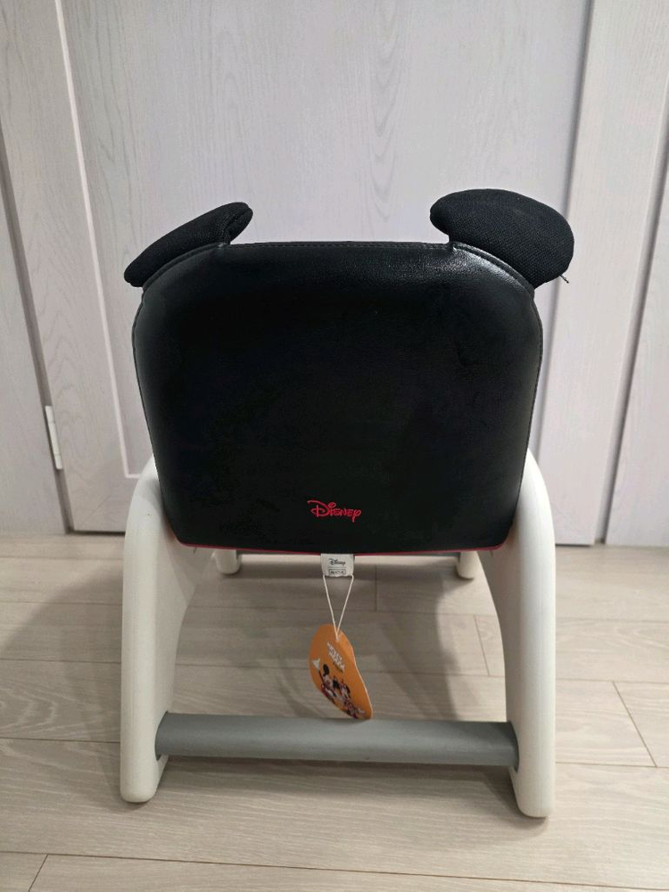 시디즈 아띠 미키마우스 의자 이미지