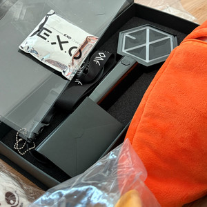 엑소응원봉 및 엑소인형(수호)면토끼 등 이미지