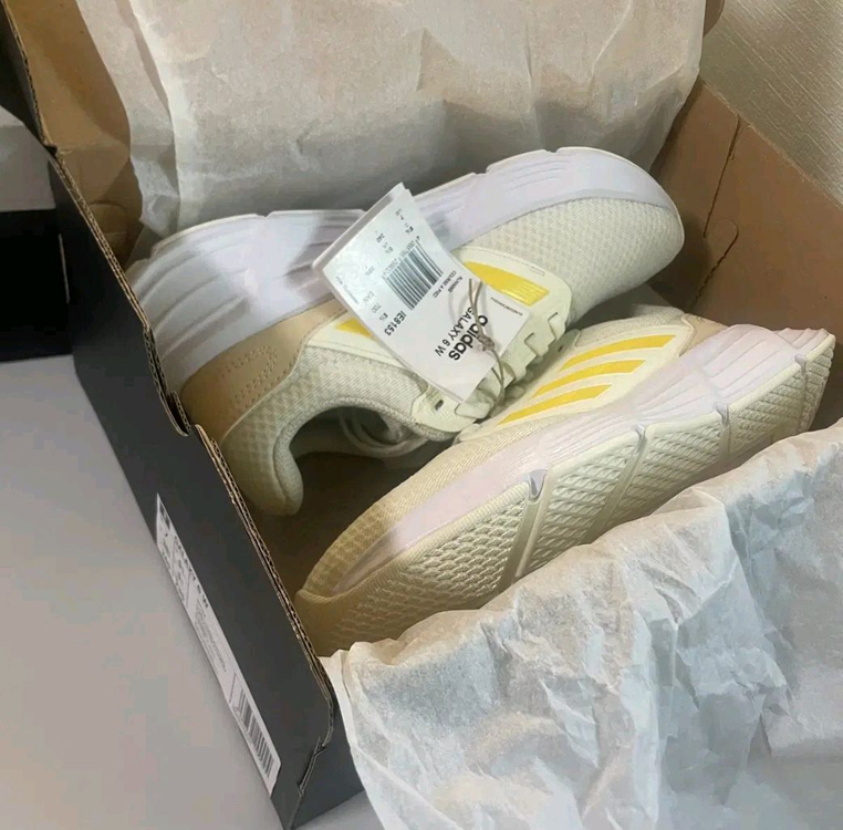 아디다스 운동화 스니커즈 240 새상품 이미지