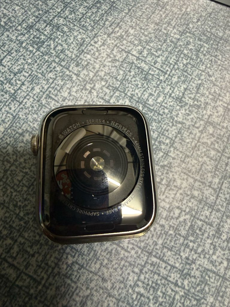 애플워치4 에르메스 44mm 이미지