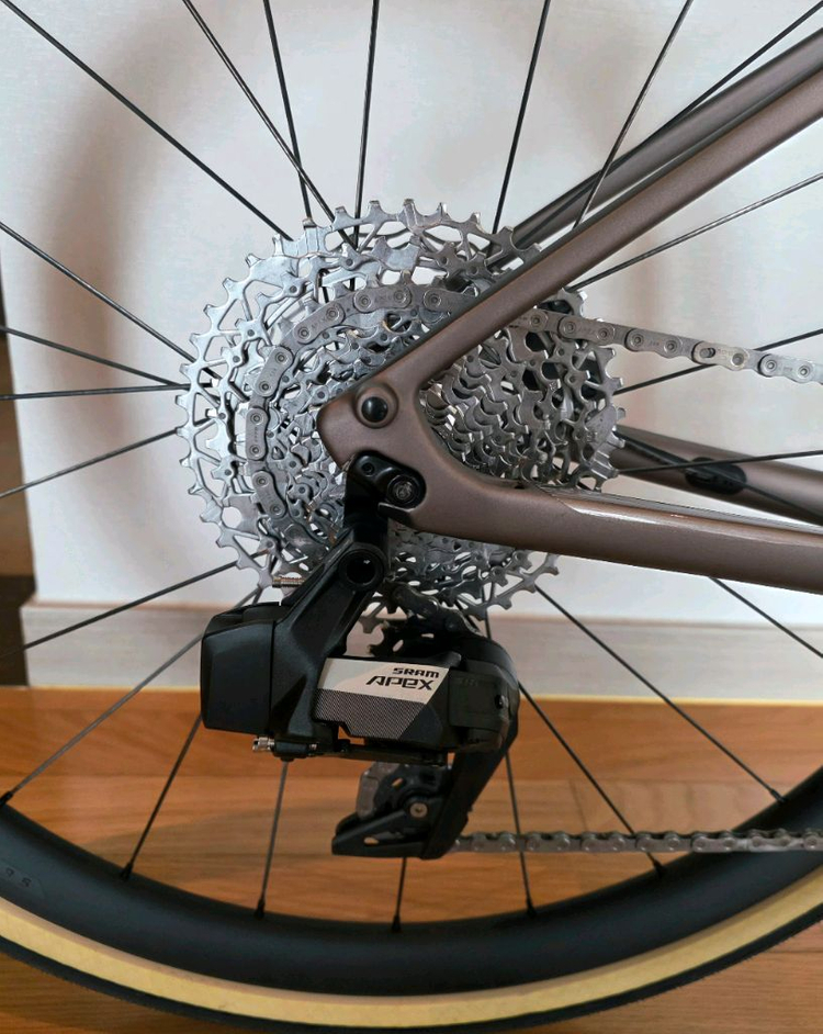 트렉 FX6 카본 최상급 하이브리드 자전거 (+경량화 업그레이드) 이미지