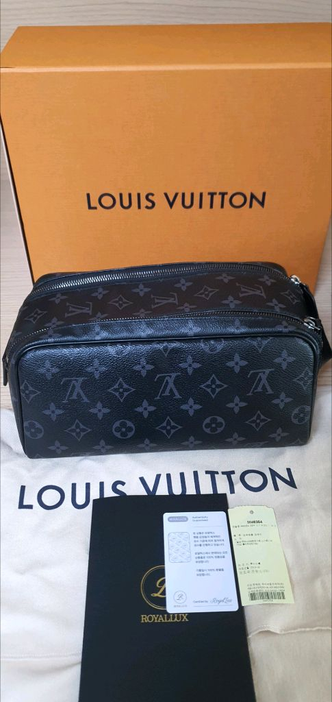 루이비통 돕키트 이클립스 클러치백/파우치백 새상품급 정품(감정서O)구찌프라다디올고야드샤넬셀린느보테가생로랑가방 이미지