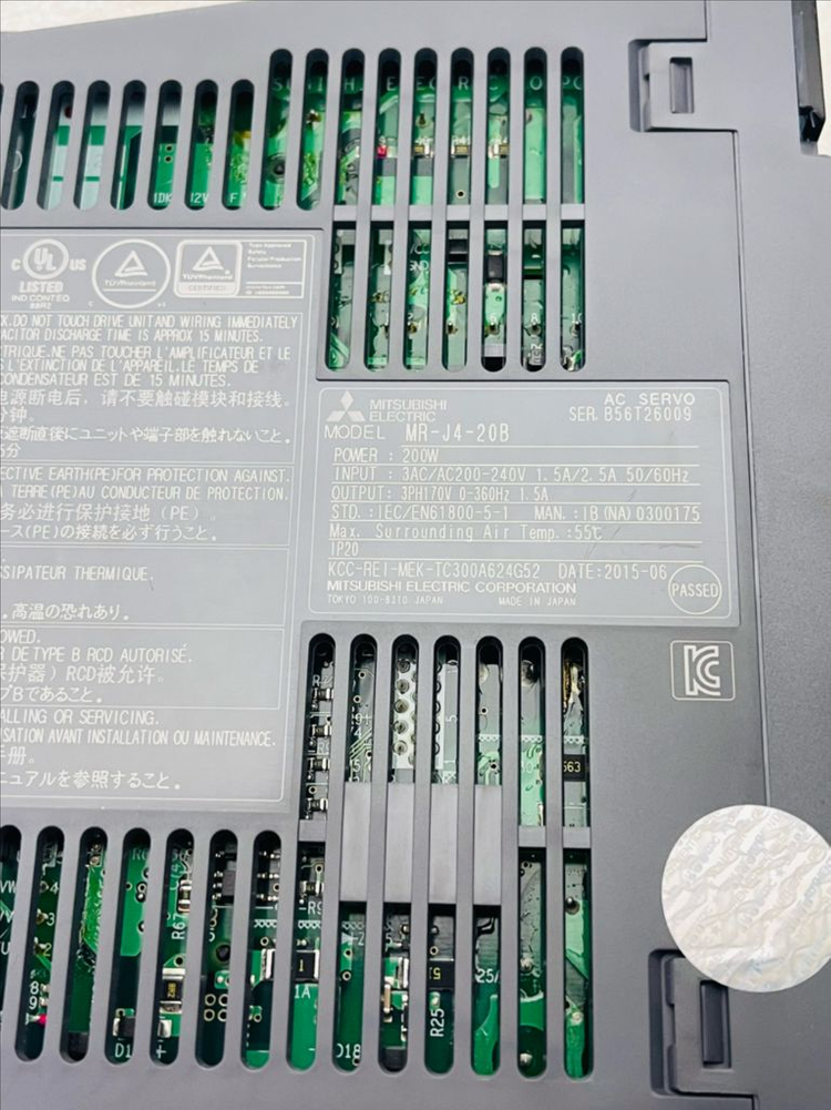 MITSUBISHI MR-J4-20B + HG-KR23B 이미지