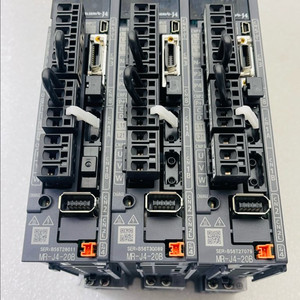 MITSUBISHI MR-J4-20B + HG-KR23B 이미지