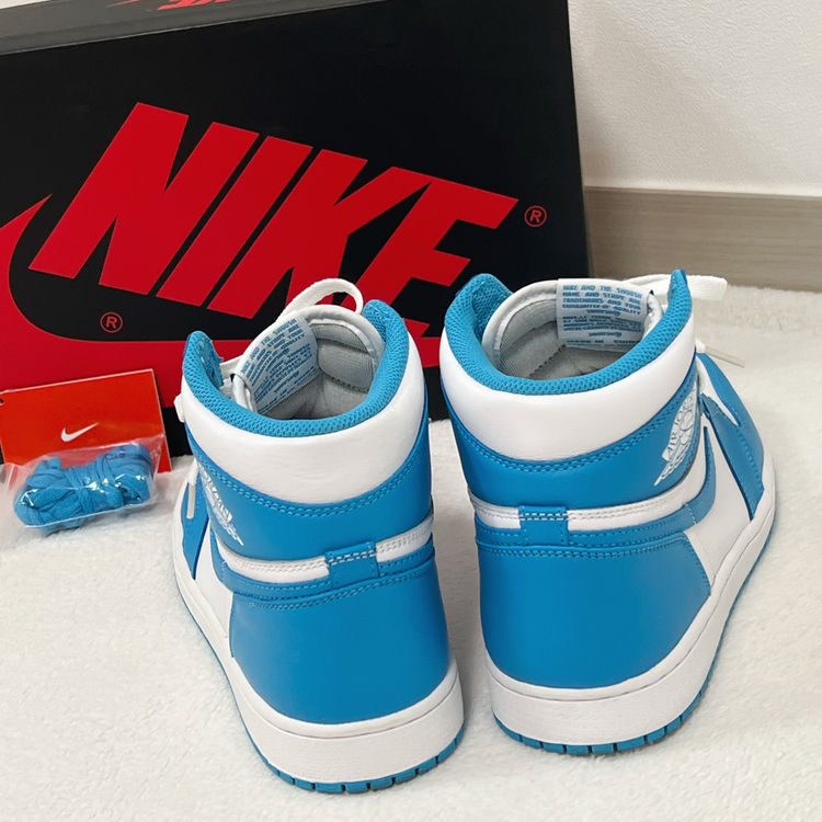 나이키 조던1 레트로 하이 OG UNC 이미지