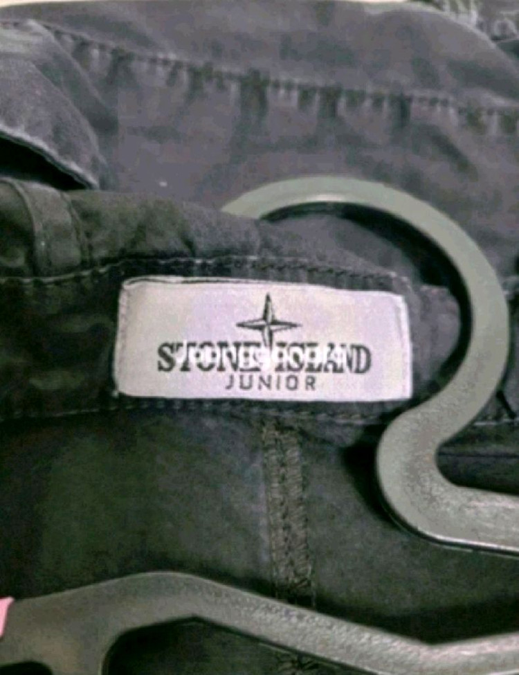 스톤아일랜드 키즈 후드 바람막이 자켓 이미지