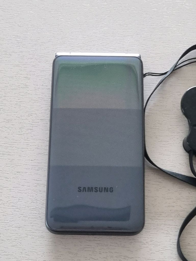 갤럭시 폴더2 공기계 이미지