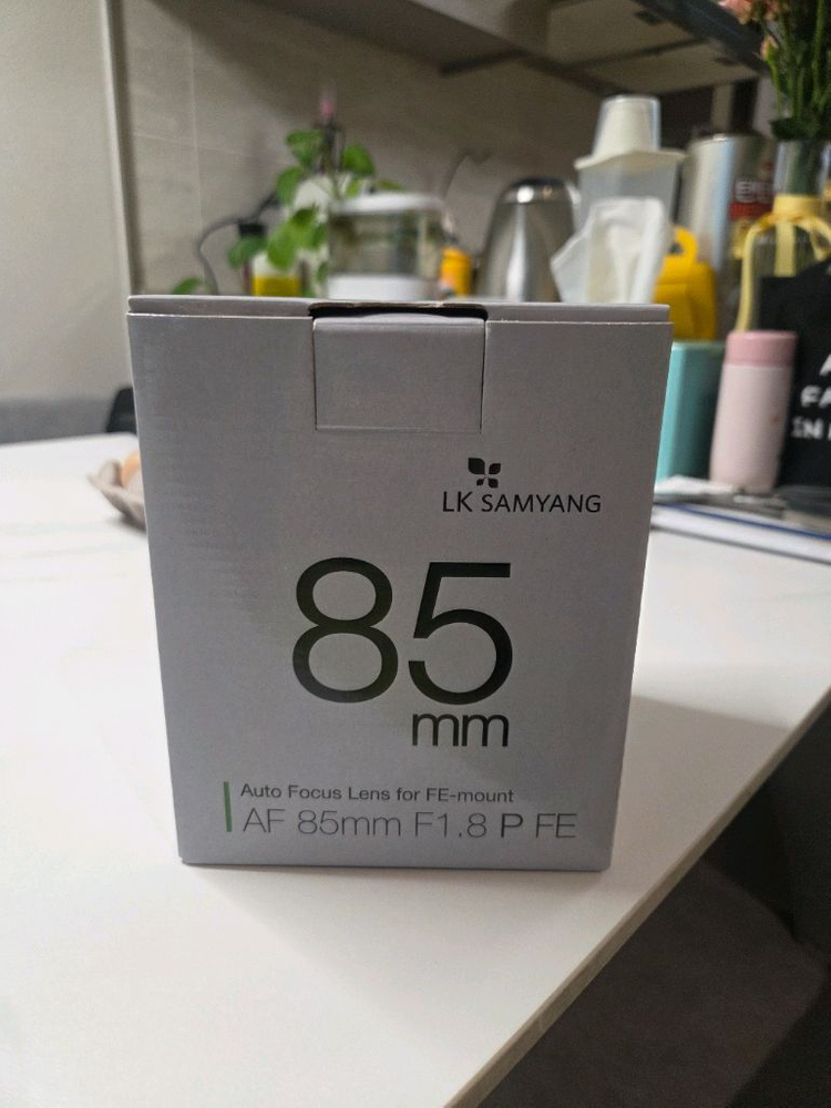 삼양 FE 마운트 AF 85mm F1.8 P 렌즈 이미지