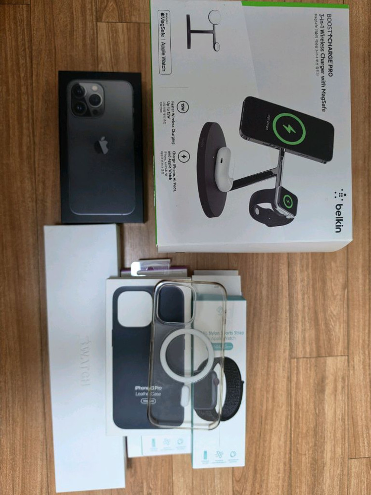 아이폰13 프로 128 애플워치 충전기 케이스 및 보호필름 풀셋 이미지
