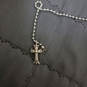 크롬하츠 더블 크로스 팬던트 이미지