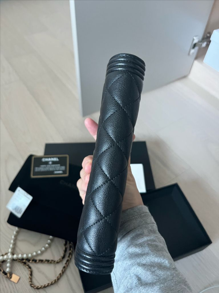 샤넬 보이 샤넬 롱 플랩 지갑 그레인드 카프스킨 & 루테늄 메탈 블랙 이미지