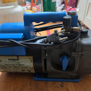 로빈에어 진공펌프(미제산) 이미지