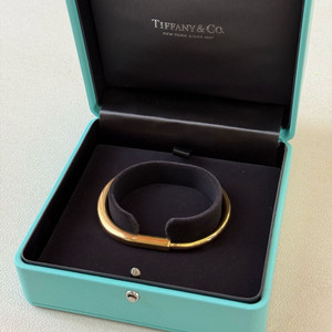 티파니 락 뱅글 팔찌 옐로우골드 이미지