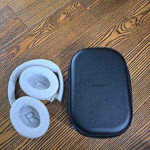 보스qc45 화이트 이미지