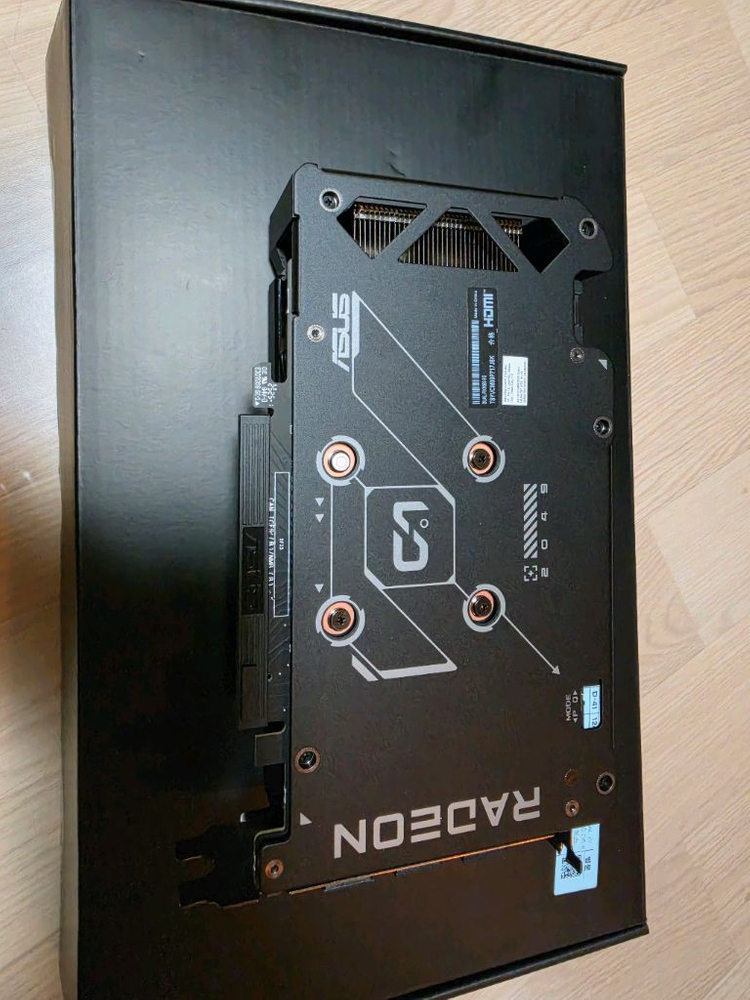 ASUS DUAL RX 9060 8G 이미지