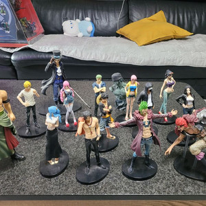 원피스 피규어 15종 일괄 (조로 루피 샹크스 포함) 이미지