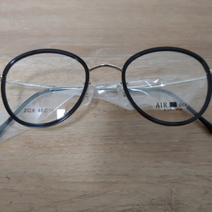 동그리 안경 솔텍스 안경테 AIROCK 2029 48 남자 여자 공용 에어락 블랙 실버 미착용 새제품 이미지