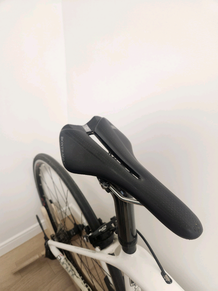 트렉 에몬다 SL5 105카본 로드(50사이즈) 이미지