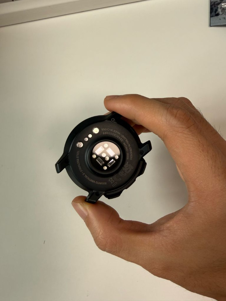 순토 버티컬2 이미지