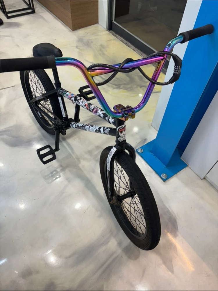 BMX 자전거 이미지