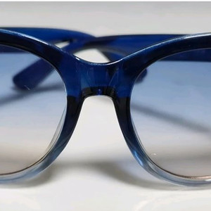 발망 디자이너 선글라스 이미지