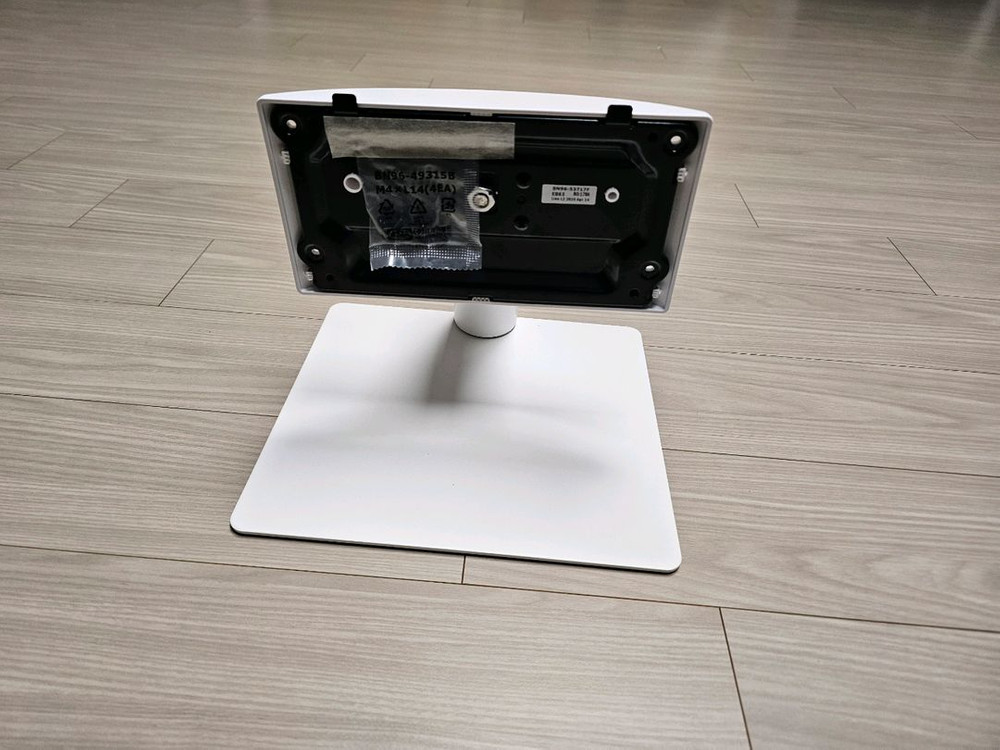 [새제품] 정품 삼성 스마트 모니터 M7 43인치 기본 스탠드 이미지