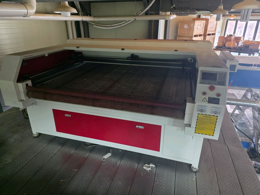 대형레이저각인기 이미지