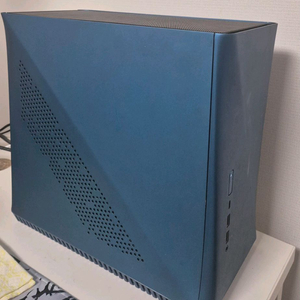 게이밍컴퓨터 rtx5060/라이젠5800x 이미지