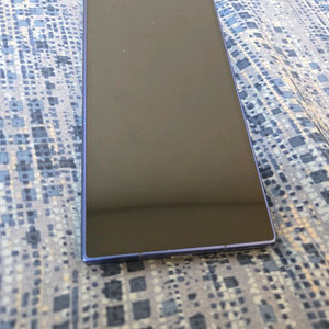 z폴드7. 1tb 16램 판매중 4월2일 힌지 배터리내부액정교환 이미지