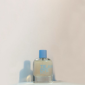 자라 향수 타이앤다이 이미지