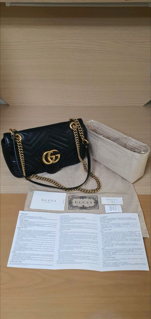 구찌 마몽 마틀라세 스몰 크로스백/숄더백 정품S급(감정O)프라다루이비통디올고야드샤넬셀린느보테가생로랑발렌시아가가방 이미지